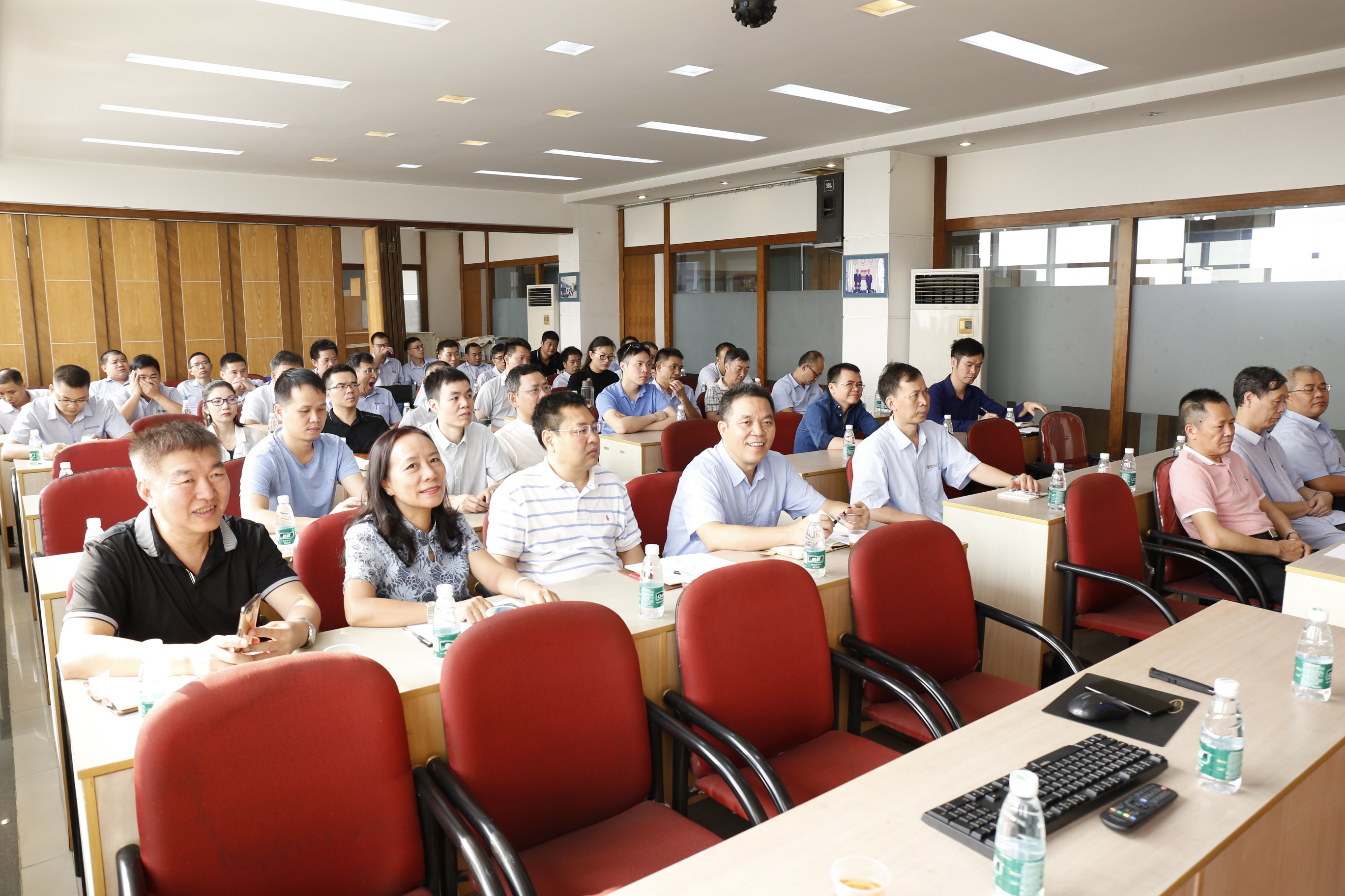 1576310628541952.jpg 1576310628541952.jpg